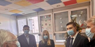 Grad Niš obezbedio paktiće za decu koja se leče u UKC Niš