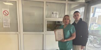 Deca sa hematoonkologije UKC Niš dobila poklone – humanost koja spaja