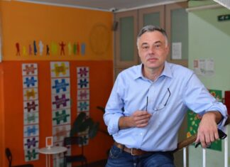 Alek Kavčić danas u Nišu na tribini o besplatnim udžbenicima Aleksandar Kavčić