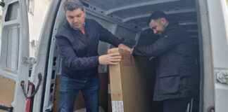 Gradska opština Medijana uručila bele table školama – „ulaganje u kvalitetnije obrazovanje“