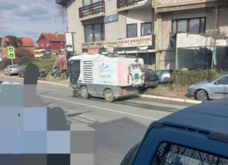 SSP: JKP „Mediana“, čisti ulice u Knjaževcu pred izbore, dok se Niš davi u smeću kamion jkp mediana knjaževac