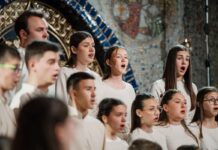 Istorijski uspeh niškog hora u Poljskoj: „Branko” osvojio Gran pri na prestižnom međunarodnom festivalu Dečji-omladinski hor NCPD „Branko” foto: NCPD Branko