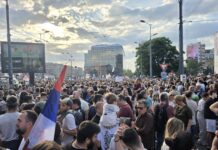 Stanković: Sa Slavije poslata jasna poruka, građani traže izbore i političku odgovornost vlasti slavija skup