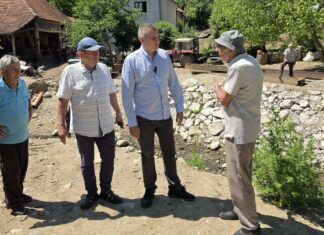 Stanković: Meštani Gabrovca odsečeni od svojih kuća i njiva, više od 40 porodica traži most preko Berbatovske reke