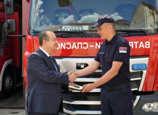 Dačić: Helikopter za gašenje požara stiže u Niš, pojačava se vatrogasna služba u Toplici, više ljudi, dronovi